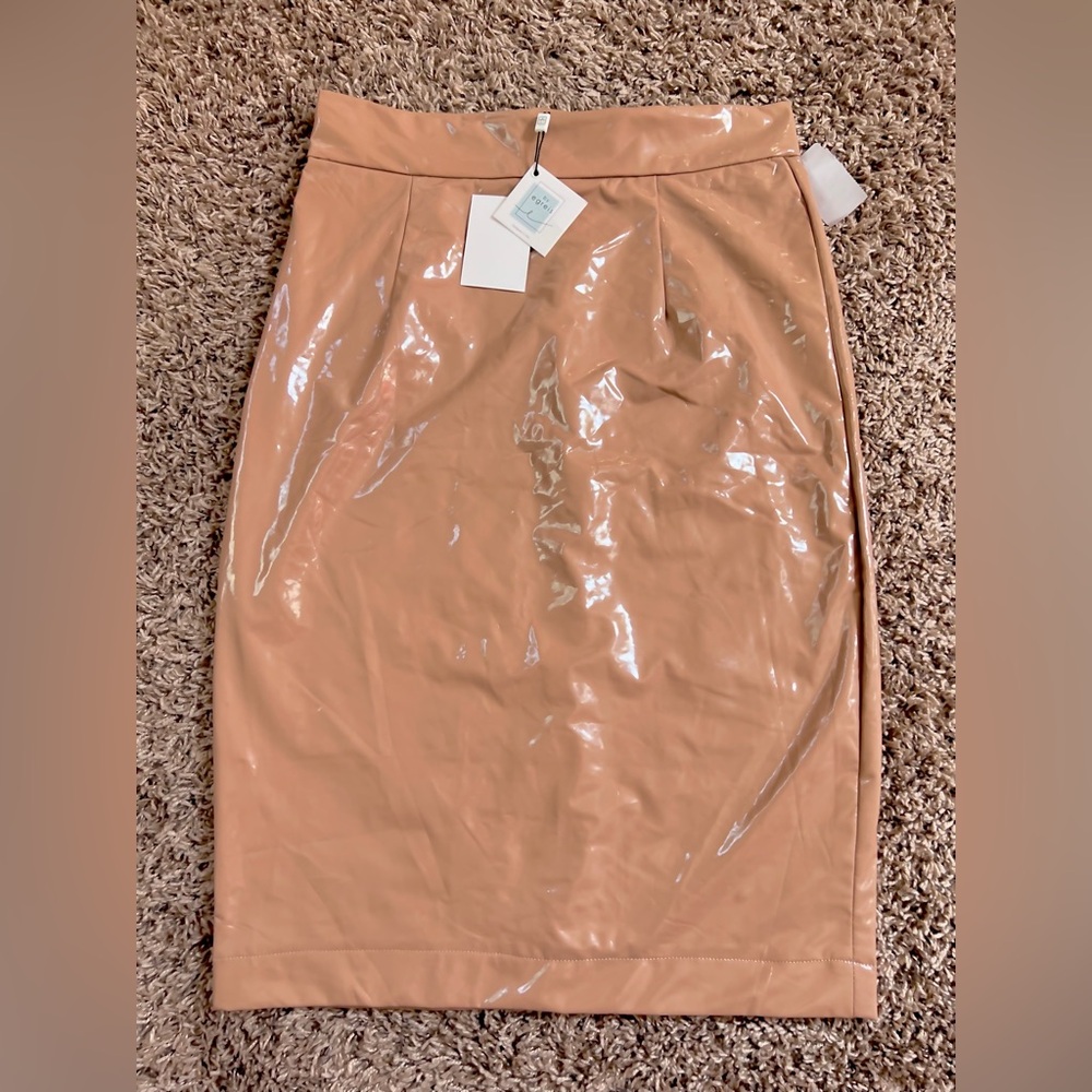 By Egris BNWT tan patent faux leather pencil skirt sexy fully lined nude M
